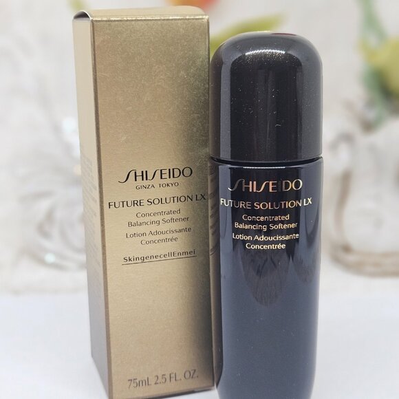 Shiseido Future Solution LX Concentrated Balance Softener 2.5oz/75ml. NIB - Picture 2 of 6